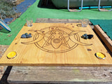 Plaque pyrogravue laser avec une triple lune, féminin sacré